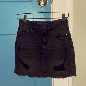 WILD FABLE black jean mini skirt